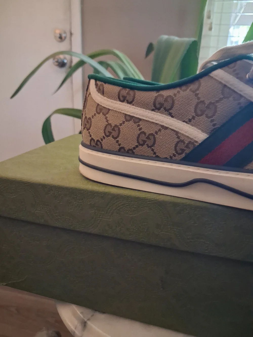 Gucci Beige GG Canvas Low-Top Sneakers